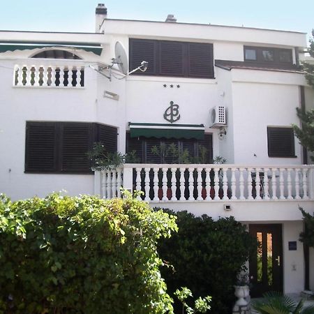 Apartments And Rooms With Parking Space Klenovica, Novi Vinodolski - 5590 Ngoại thất bức ảnh