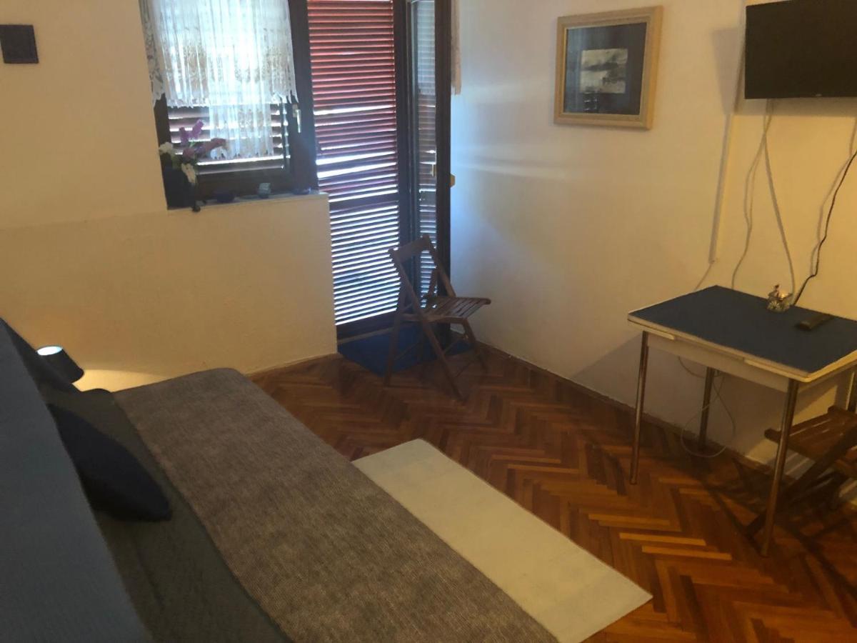 Apartments And Rooms With Parking Space Klenovica, Novi Vinodolski - 5590 Ngoại thất bức ảnh